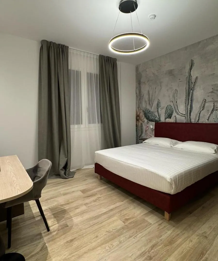 ****  Ophelia Hotel Cazzago San Martino Italia